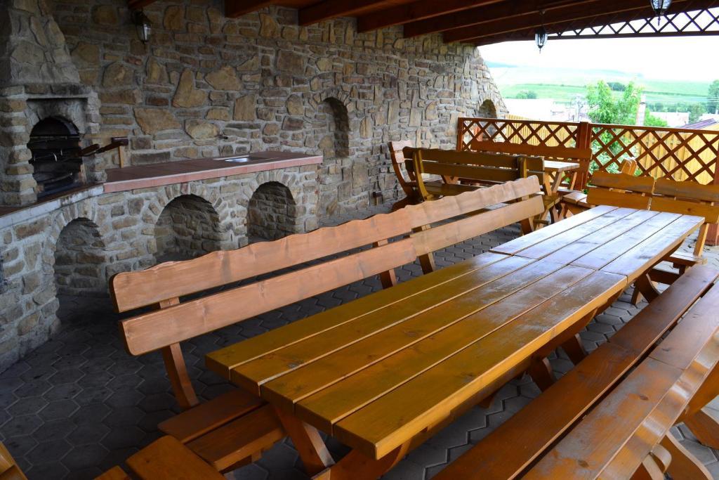 Privat Julia Hotel Vrbov Exterior photo